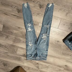 american eagle outfitters jeans; size 6!
